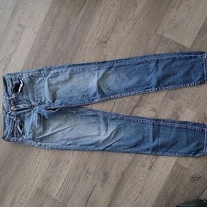 American Eagle Super Stretch Skinny Jeans size 8 XLong length.
